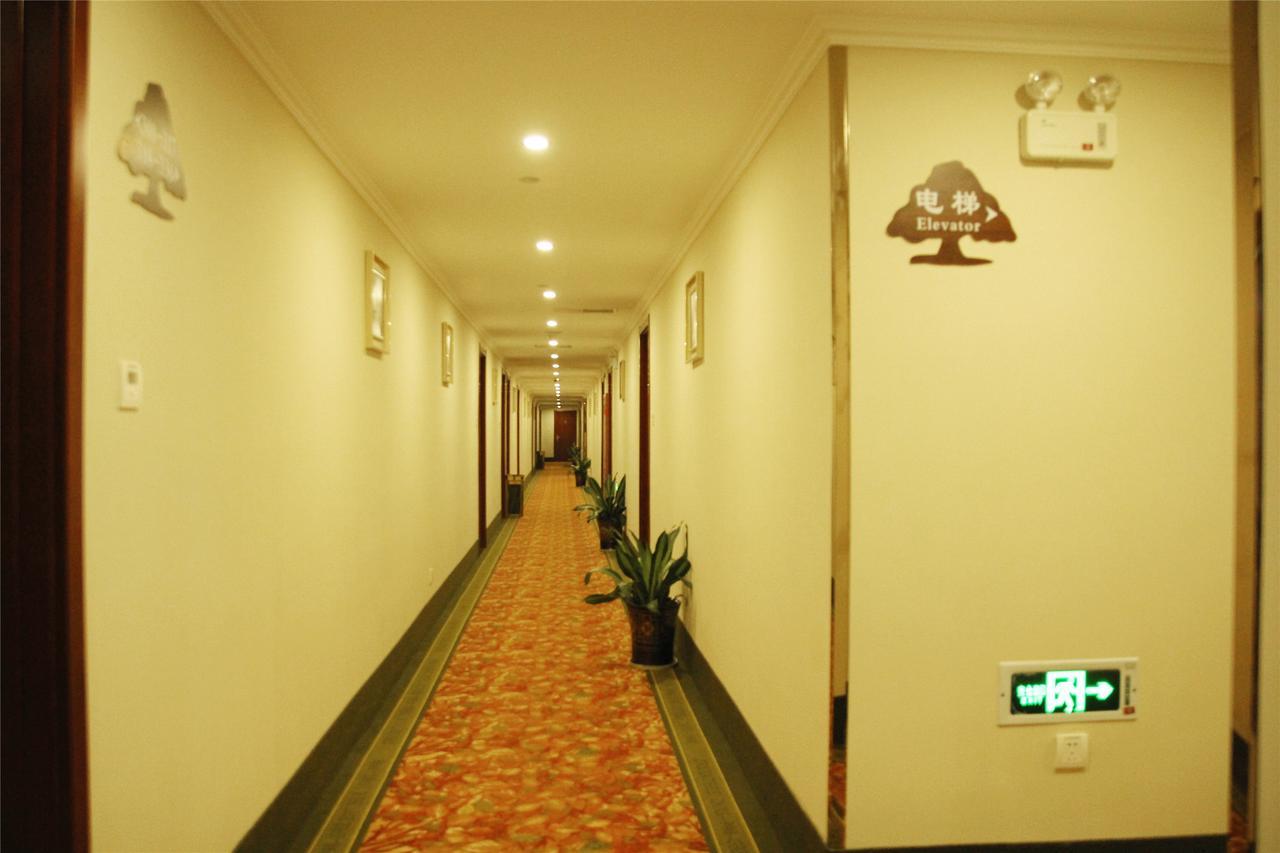 Greentree Inn Anhui Wuhu Sanshan Development District Express Hotel Экстерьер фото