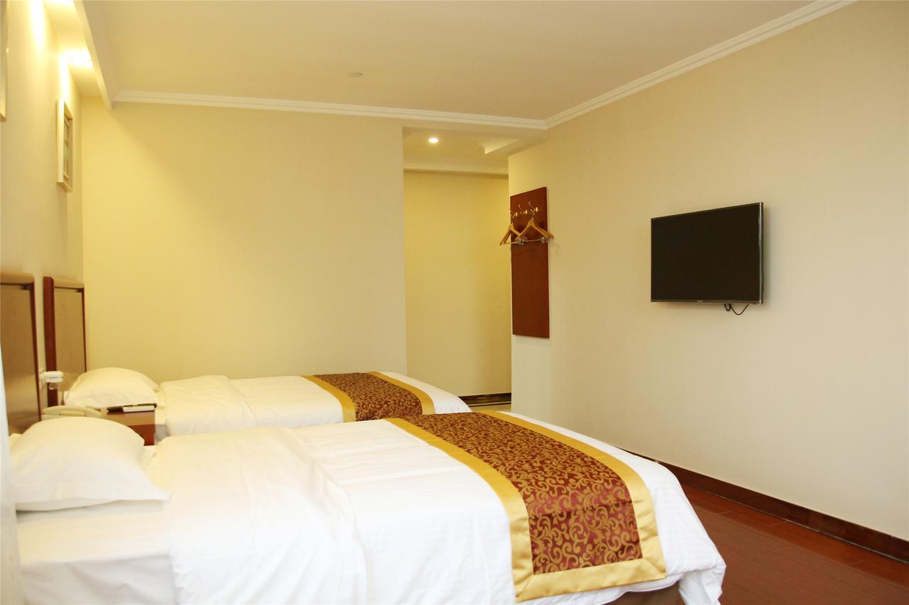 Greentree Inn Anhui Wuhu Sanshan Development District Express Hotel Экстерьер фото